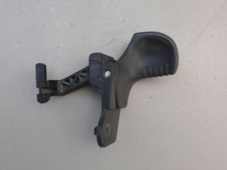 POIGNEE EXTERIEURE PORTE AVANT DROIT RENAULT TWINGO