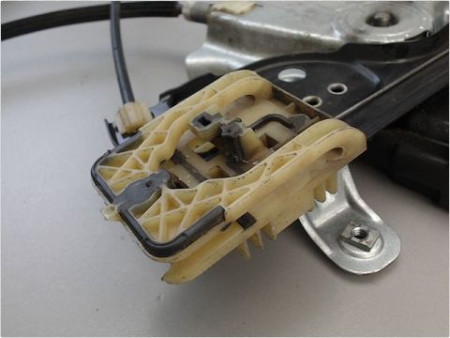 MECANISME LEVE-GLACE AVANT GAUCHE OPEL ASTRA