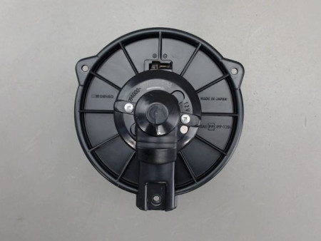 MOTEUR VENTILATEUR CHAUFFAGE TOYOTA YARIS