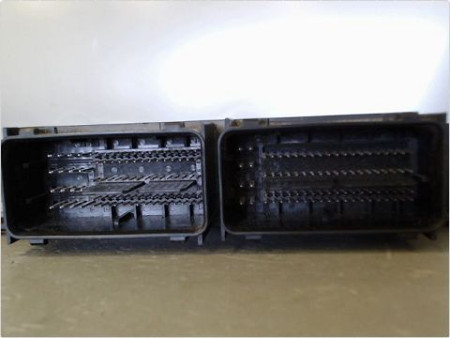 CALCULATEUR MOTEUR FORD FIESTA