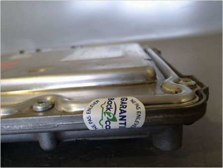 CALCULATEUR MOTEUR FORD FIESTA