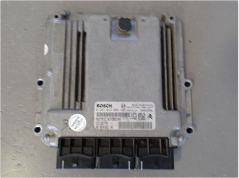 CALCULATEUR MOTEUR PEUGEOT 4007