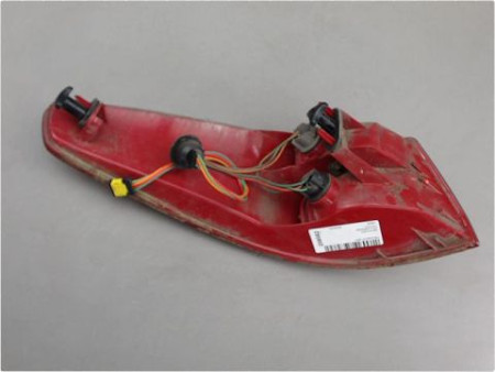 FEU ARRIERE DROIT PEUGEOT 607
