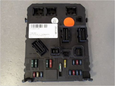 BOITIER GESTION HABITACLE PEUGEOT 206