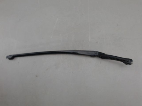 BRAS ESSUIE-GLACE AVANT GAUCHE AUDI A4