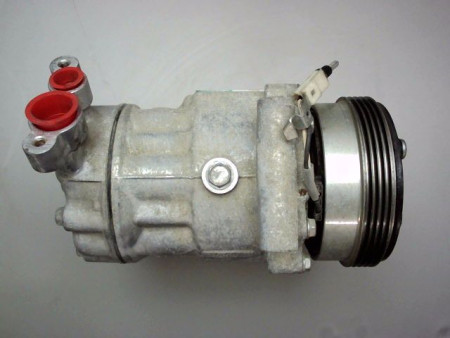 COMPRESSEUR AIR CONDITIONNE RENAULT CLIO