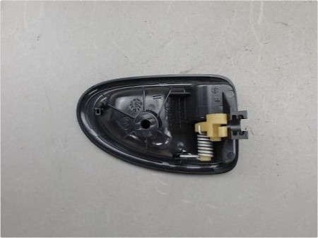 POIGNEE INTERIEURE PORTE AVANT DROIT RENAULT CLIO