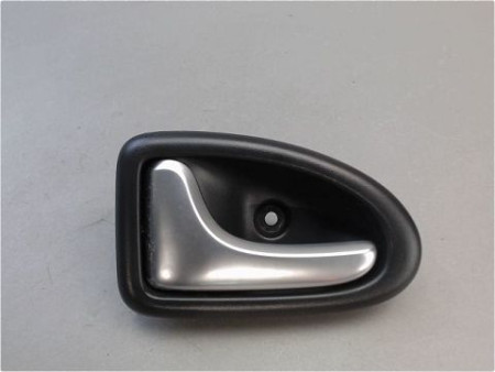 POIGNEE INTERIEURE PORTE AVANT GAUCHE RENAULT CLIO