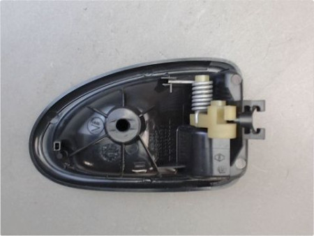 POIGNEE INTERIEURE PORTE AVANT GAUCHE RENAULT CLIO