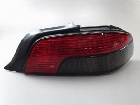 FEU ARRIERE DROIT PEUGEOT 306