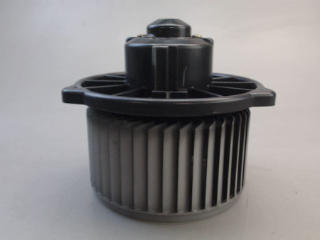 MOTEUR VENTILATEUR CHAUFFAGE TOYOTA YARIS