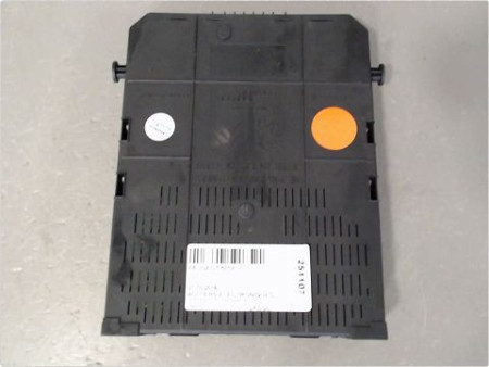 BOITIER GESTION HABITACLE PEUGEOT 5008