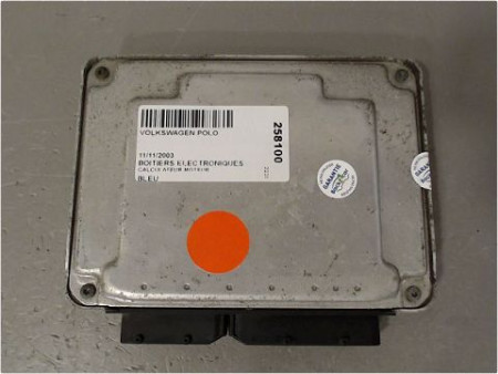 CALCULATEUR MOTEUR VOLKSWAGEN POLO