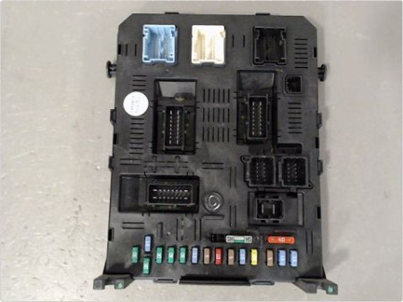 BOITIER GESTION HABITACLE PEUGEOT 307
