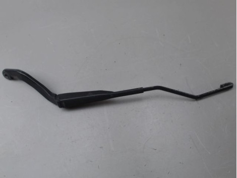 BRAS ESSUIE-GLACE AVANT GAUCHE CITROEN SAXO