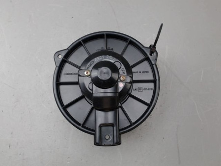 MOTEUR VENTILATEUR CHAUFFAGE TOYOTA YARIS