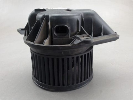 MOTEUR VENTILATEUR CHAUFFAGE RENAULT TRAFIC