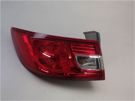 FEU ARRIERE GAUCHE  RENAULT CLIO