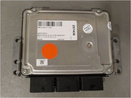 CALCULATEUR MOTEUR PEUGEOT 208