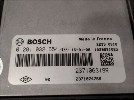 CALCULATEUR MOTEUR RENAULT CLIO