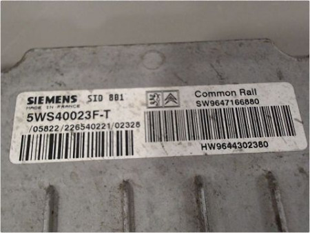 CALCULATEUR MOTEUR CITROEN XSARA