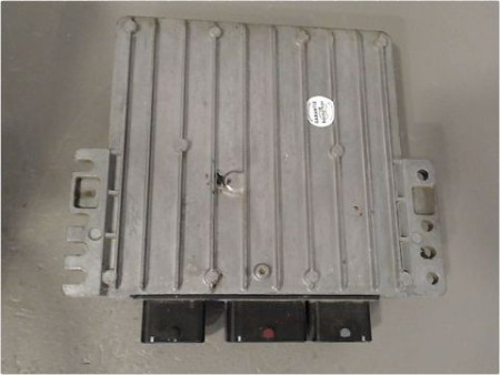 CALCULATEUR MOTEUR CITROEN XSARA