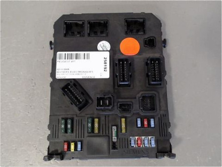 BOITIER GESTION HABITACLE PEUGEOT 407
