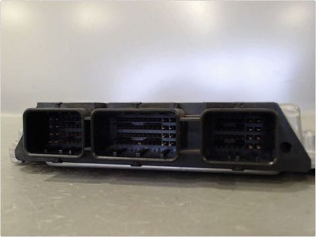 CALCULATEUR MOTEUR FORD FOCUS