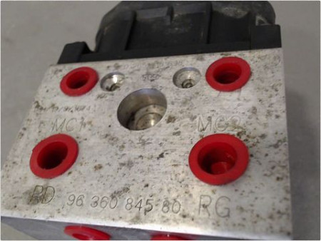 UNITE HYDRAULIQUE ABS CITROEN XSARA