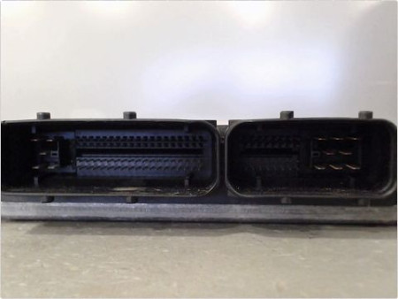 CALCULATEUR MOTEUR SEAT LEON