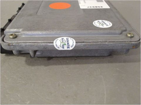 CALCULATEUR MOTEUR SEAT LEON