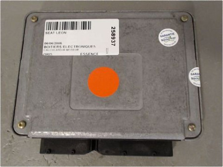CALCULATEUR MOTEUR SEAT LEON