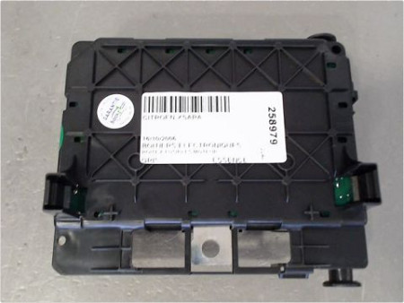 BOITE A FUSIBLES CITROEN XSARA
