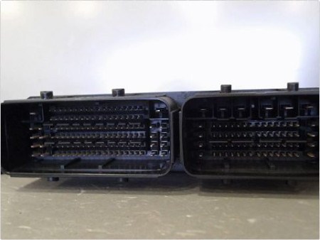 CALCULATEUR MOTEUR PEUGEOT 3008
