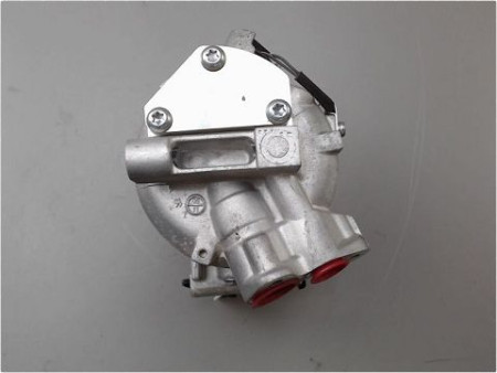 COMPRESSEUR AIR CONDITIONNE RENAULT CLIO