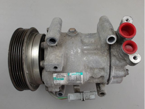COMPRESSEUR AIR CONDITIONNE RENAULT CLIO