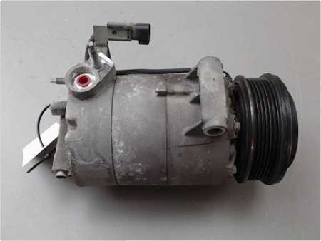 COMPRESSEUR AIR CONDITIONNE FORD FIESTA