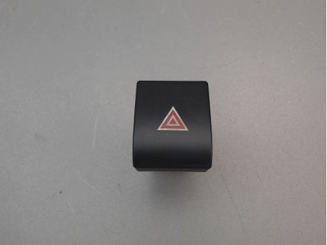 BOUTON DE WARNING PEUGEOT 3008