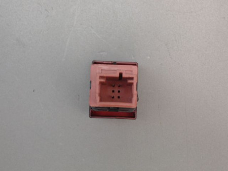 BOUTON DE WARNING PEUGEOT 3008