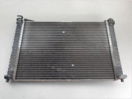 RADIATEUR FORD FIESTA