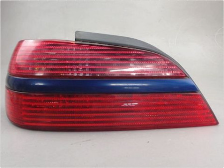FEU ARRIERE GAUCHE  PEUGEOT 406