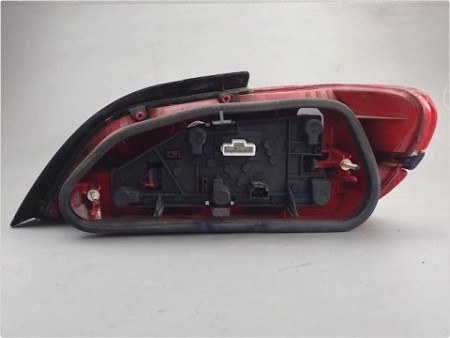 FEU ARRIERE GAUCHE  PEUGEOT 406
