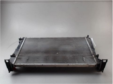 RADIATEUR OPEL CORSA