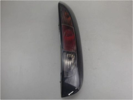 FEU ARRIERE DROIT OPEL CORSA