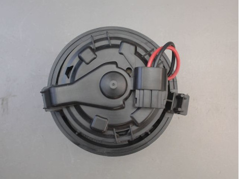 MOTEUR VENTILATEUR CHAUFFAGE PEUGEOT 208