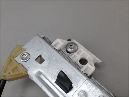 MECANISME LEVE-GLACE AVANT GAUCHE CITROEN C4