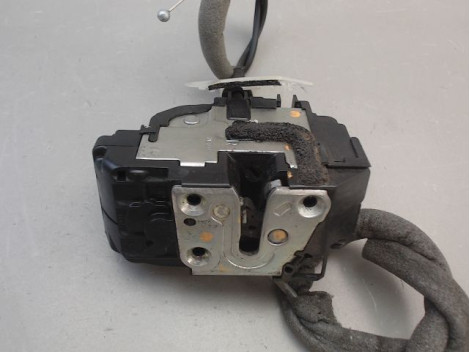 SYSTEME CONDAMNATION AVANT DROIT NISSAN QASHQAI