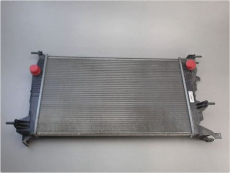 RADIATEUR RENAULT MEGANE
