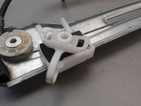 MECANISME LEVE-GLACE ARRIERE GAUCHE FIAT PANDA