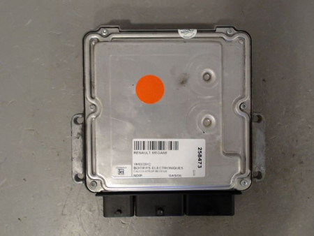 CALCULATEUR MOTEUR RENAULT MEGANE